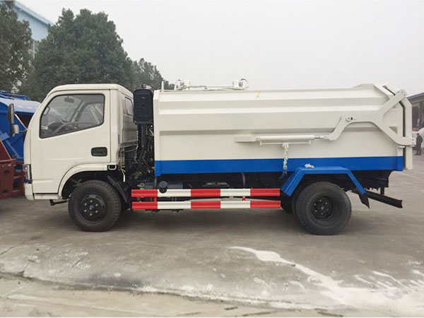 東風福瑞卡側裝壓縮式垃圾車