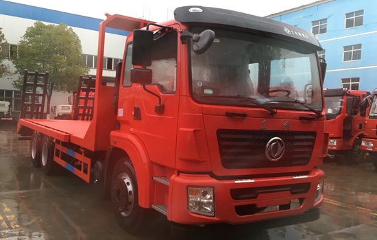 東風錦程后八輪平板車