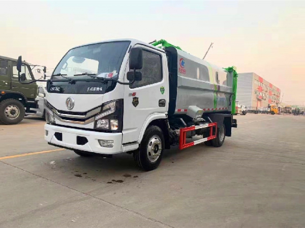 東風小多利卡國六7方側(cè)裝垃圾車