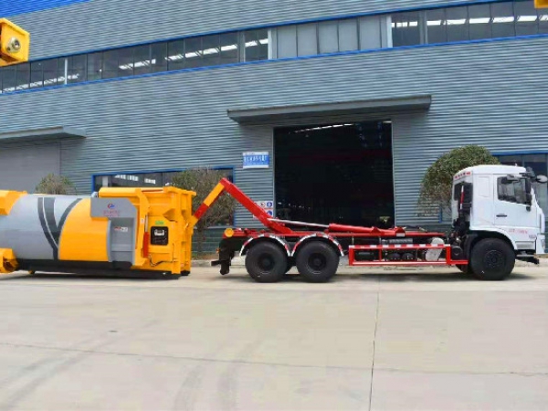 東風(fēng)專底D3L國六后雙橋車廂可卸（鉤臂）式垃圾車