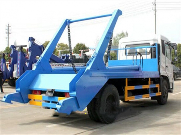 東風(fēng)天錦擺臂式垃圾車（10方）