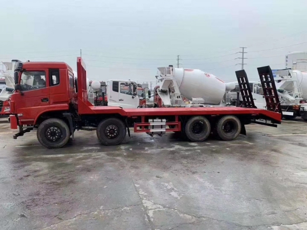 東風D17-H前四后八平板運輸車