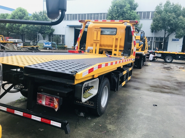 重汽豪沃平板清障車