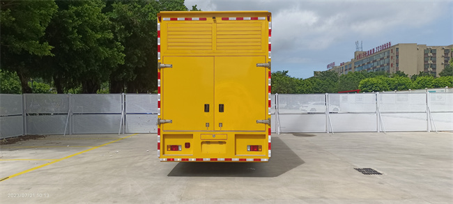 五十鈴救險(xiǎn)裝備車