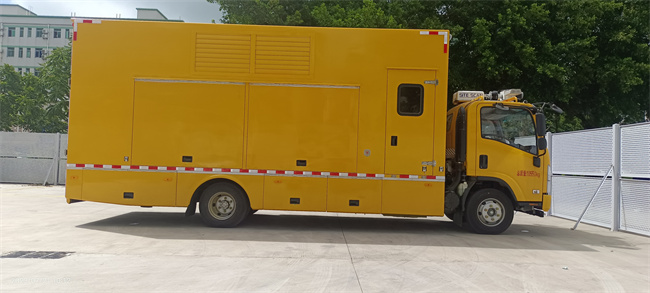 五十鈴救險(xiǎn)裝備車